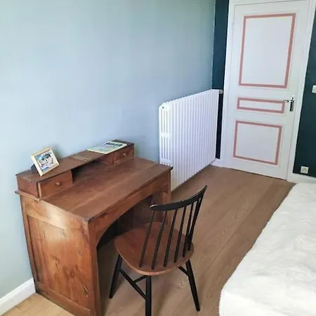 Vakantiehuis La Charmille - Grande Maison Bourgeoise, 35 Kms Du Futuroscope *