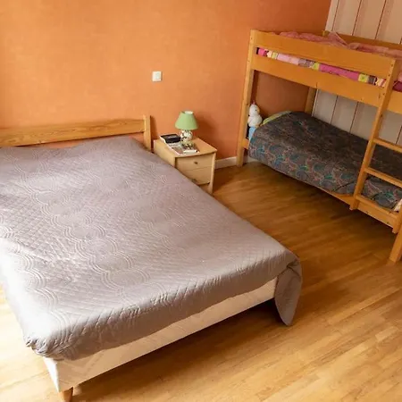 Vakantiehuis La Charmille - Grande Maison Bourgeoise, 35 Kms Du Futuroscope