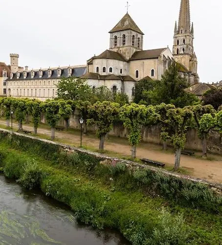 別荘 La Charmille - Grande Maison Bourgeoise, 35 Kms Du Futuroscope *
