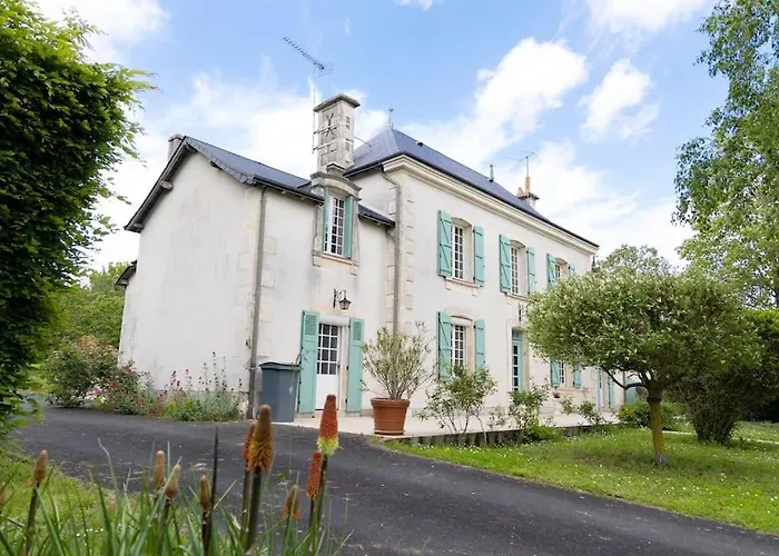 別荘 La Charmille - Grande Maison Bourgeoise, 35 Kms Du Futuroscope *