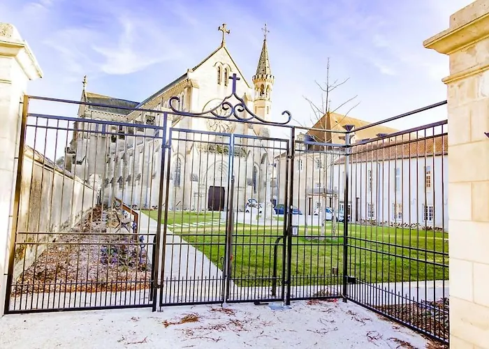 La Charmille - Grande Maison Bourgeoise, 35 Kms Du Futuroscope